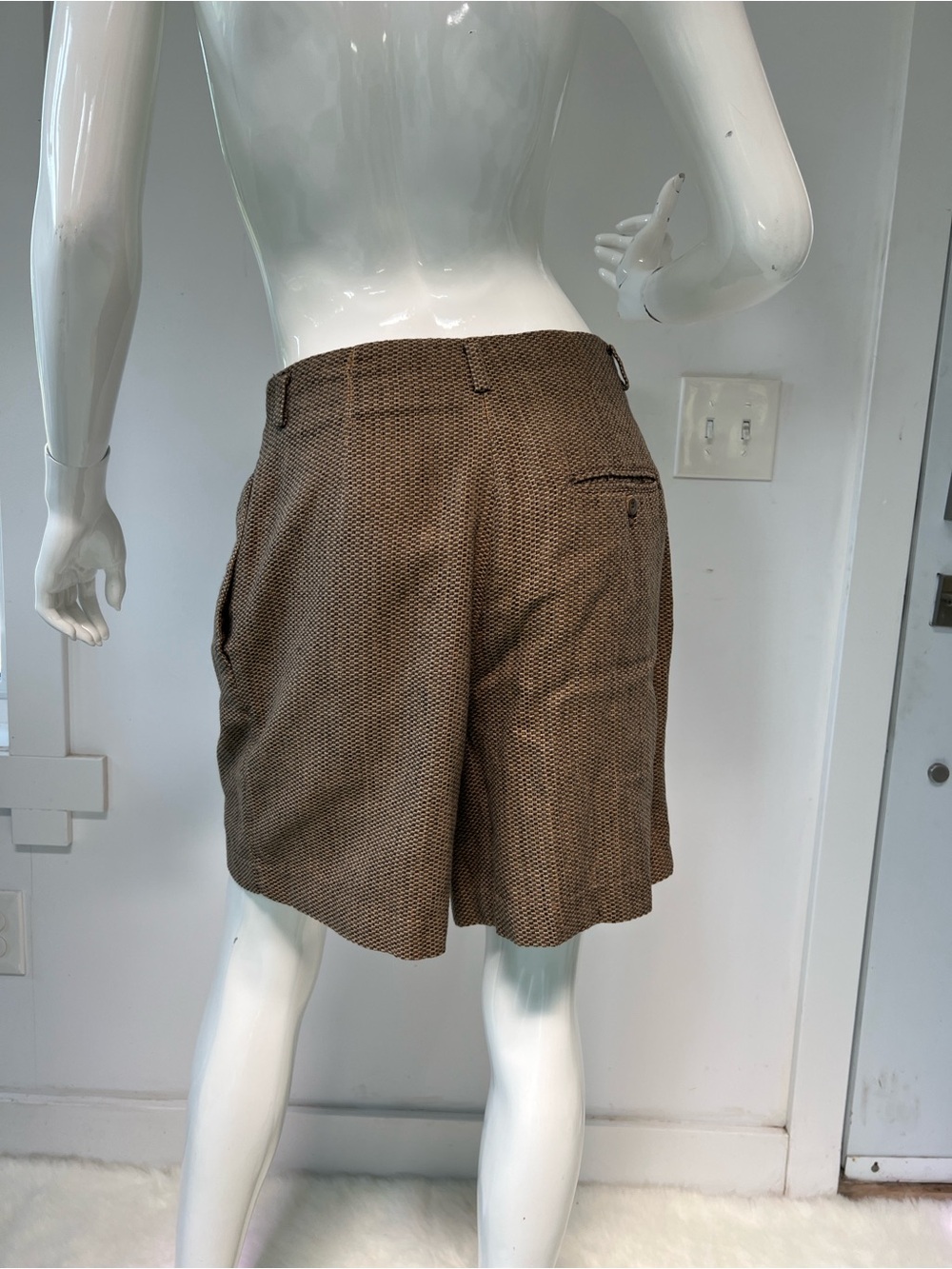 Vintage High waist cuffed women’s shorts dressy Made in U S 100% Cotton size 10 - Picture 4 of 7